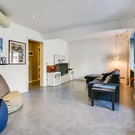 Apartment Charming 2 Bedroom At Restelo *