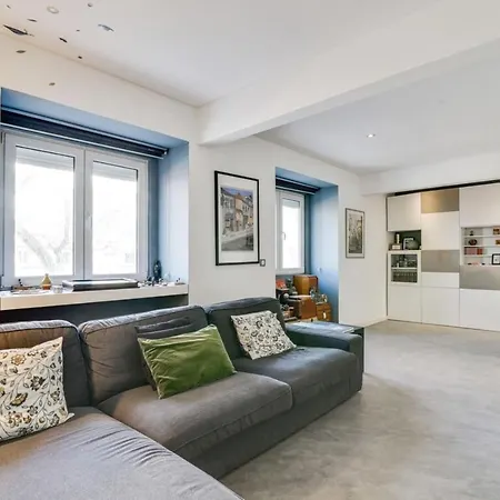 Apartment Charming 2 Bedroom At Restelo