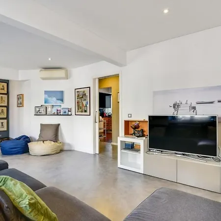 Apartment Charming 2 Bedroom At Restelo