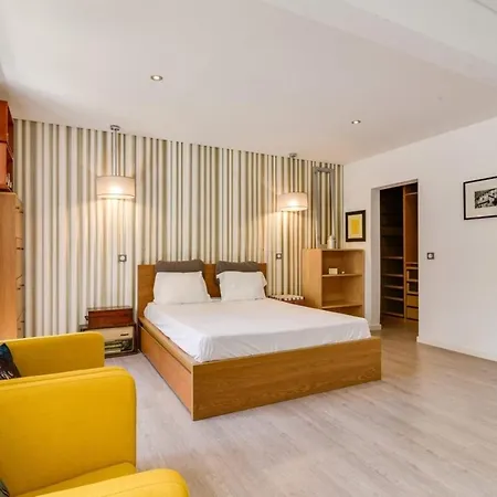 Apartment Charming 2 Bedroom At Restelo