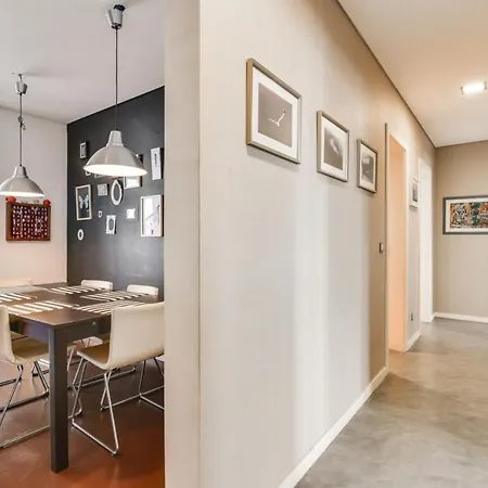 Charming 2 Bedroom At Restelo