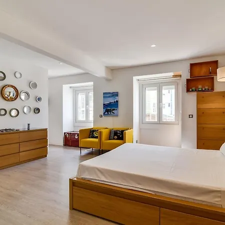 Charming 2 Bedroom At Restelo * Lisbon